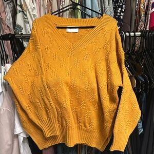 Lucky Brand mustard M women’s sweater 3/4 sleeves